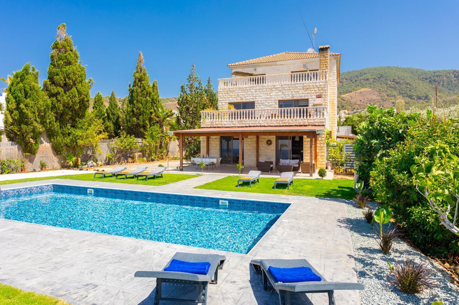 פומוס Villa Beach Heaven מראה חיצוני תמונה