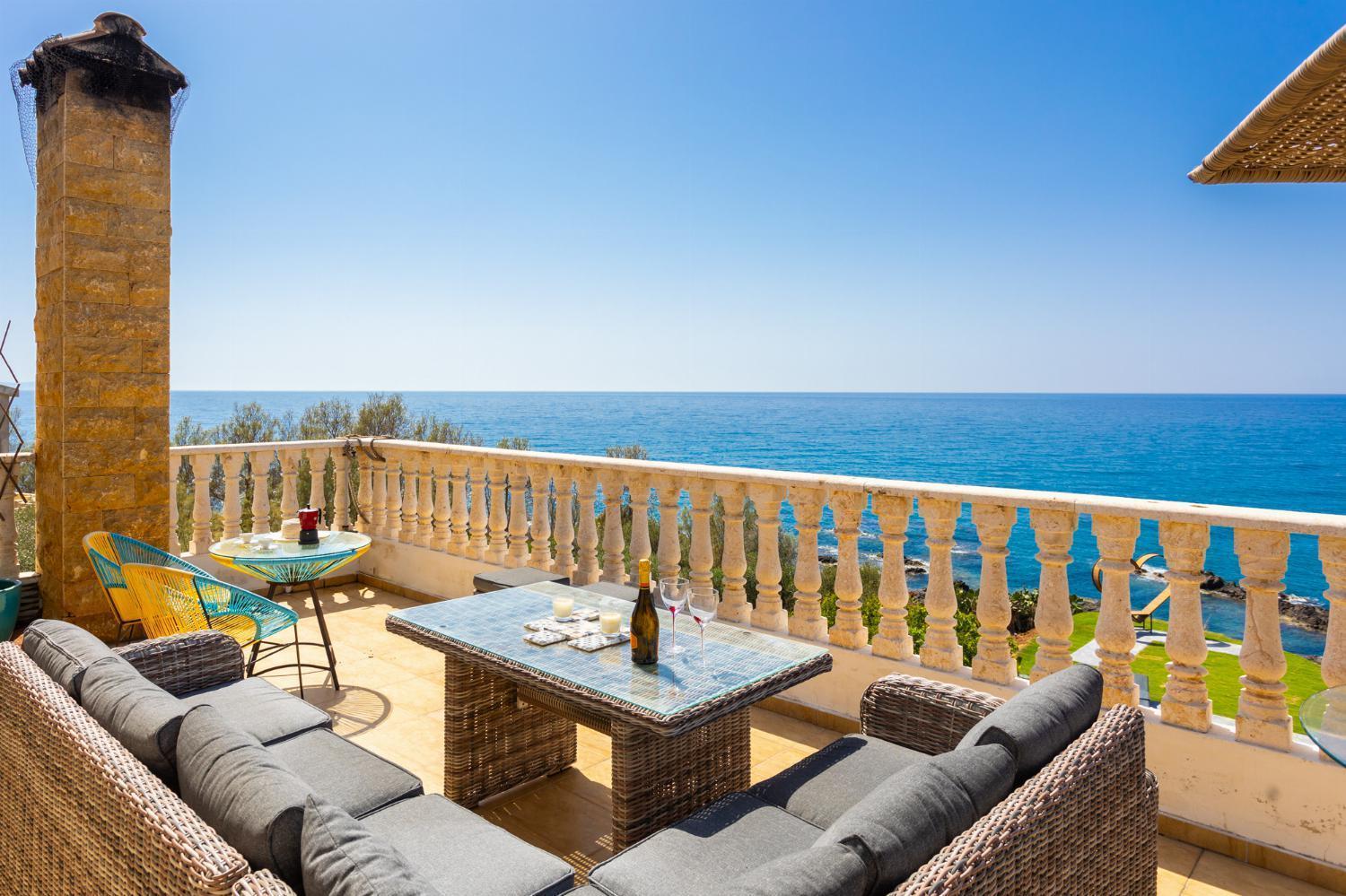 פומוס Villa Beach Heaven מראה חיצוני תמונה